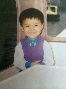 鹿晗爆料小时候视频,揭秘明星小时候的萌态瞬间  第3张